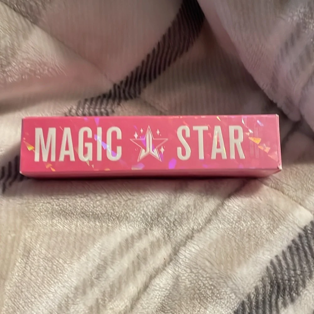 NIB Jeffree Star Cosmetics Magic Star‎ Concealer in C16